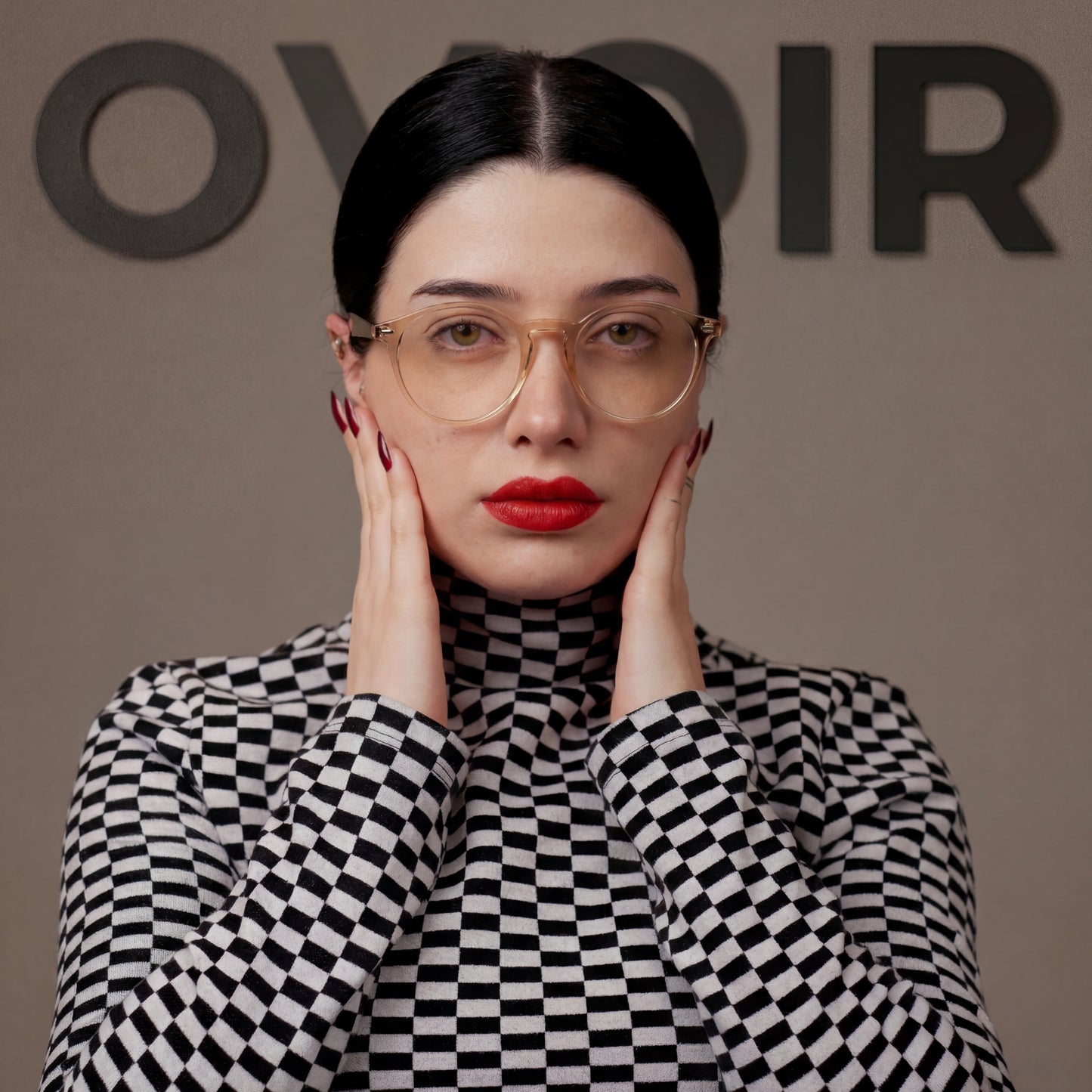 OVOİR Noire Frame • IRON